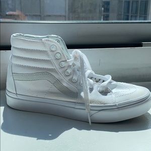 High Top Vans - Canvas Sk8-Hi Sneakers